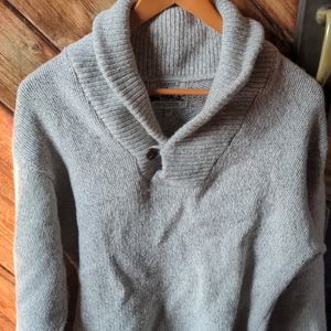 Quest pullover vintage beige/cream in a men's small wool sweater